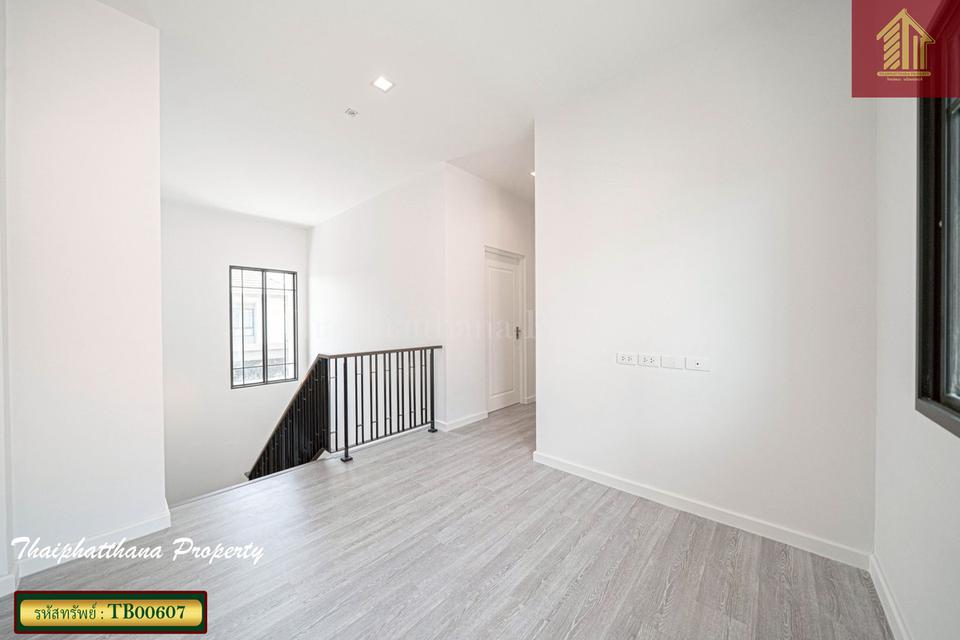 บางกอก บูเลอวาร์ด รังสิต-คลอง4 13