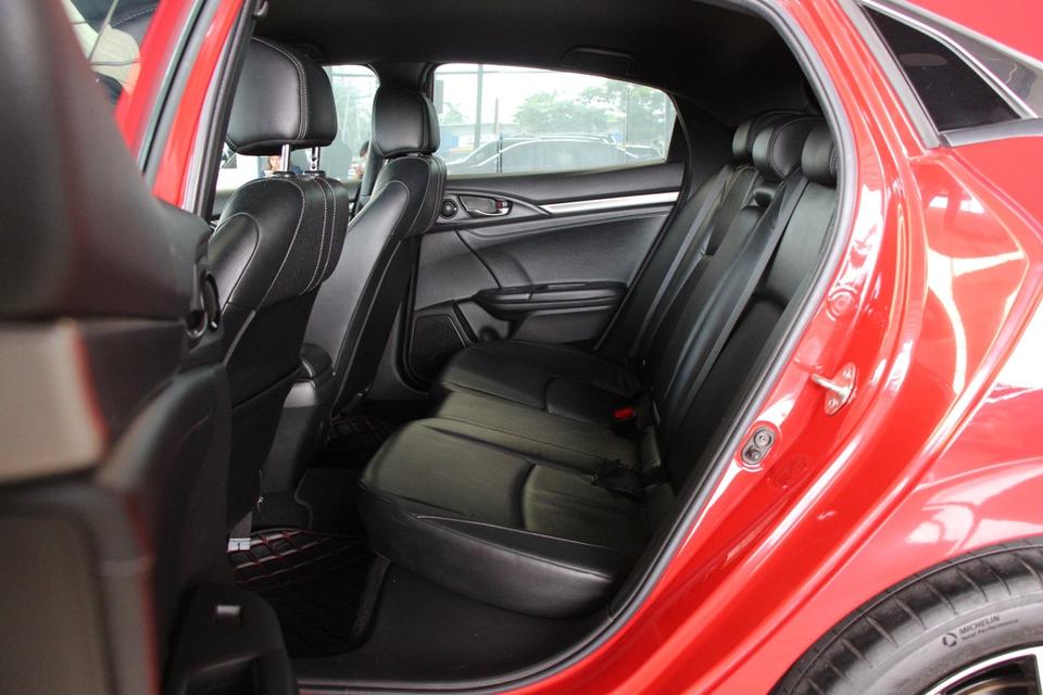 รหัสรถ TKG849 HONDA CIVIC FK 1.5 TURBO HATCHBACK ปี2019 7