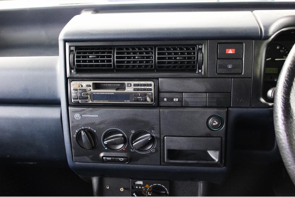 VOLKSWAGEN CARAVELLE 2.8 AT 6