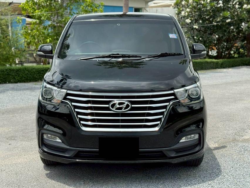 Hyundai H1 Elite 2019 รถบ้านแท้ ดูแลดี ใช้งานน้อย ราคาถูก