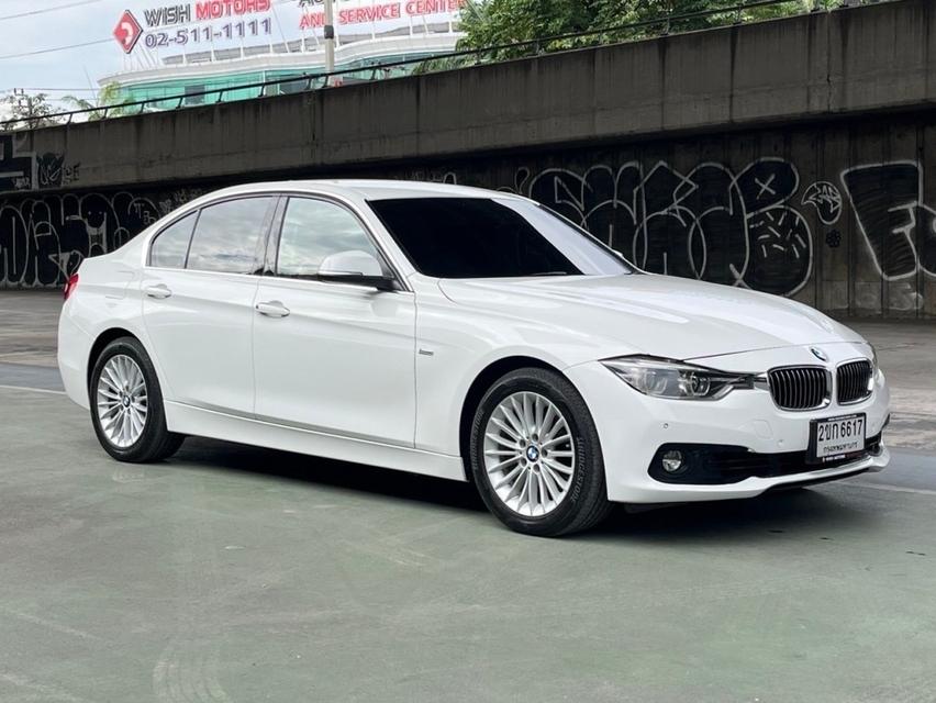 BMW 320i Luxury LCI ปี 2018 รหัส WMT6617