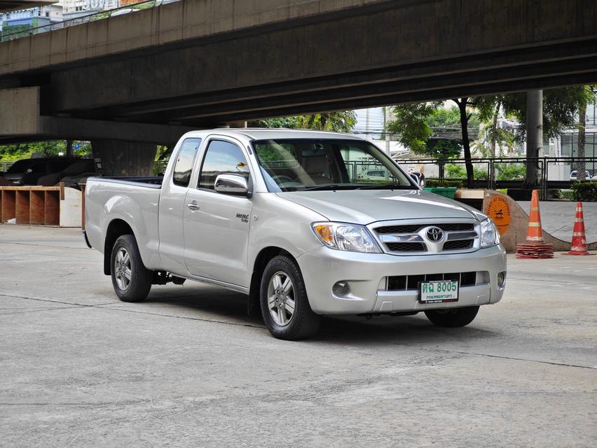 ขายรถ Toyota Vigo 2.5G Cab ปี 2005 สีเทา เกียร์ธรรมดา 