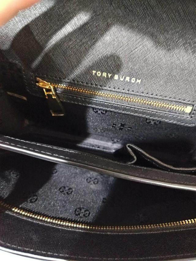 กระเป๋า Used Tory หนังซาฟิโนสีดำ สายครอสถอดได้ ปรับได้ ใส่มือถือได้ สวย 9x3x6 นิ้ว รูปที่ 12