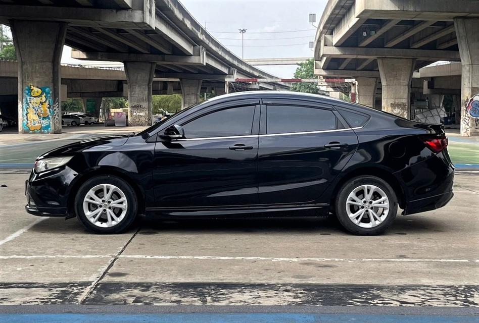 MG-5 1.5 X Sunroof Auto ปี 2016 3