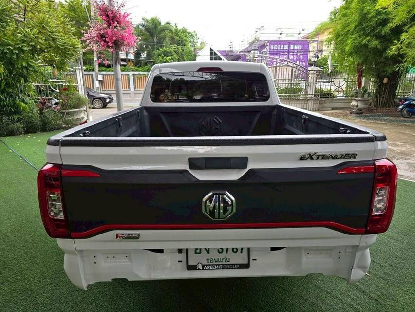  ขายMG EXTENDER รุ่น GIANT CAB ตัว C ปี2024 เครื่อง 2.0cc. เกียร์ธรรมดา ไมล์แท้100% คะวิ่งมาน้อยมากๆคะแค่1,8xxกิโล  12