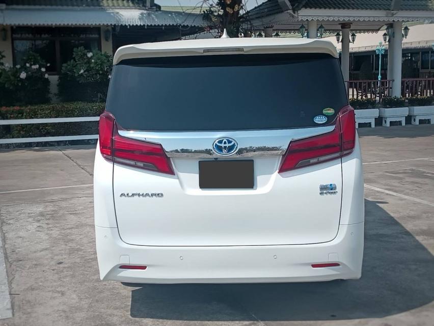 TOYOTA ALPHARD 4