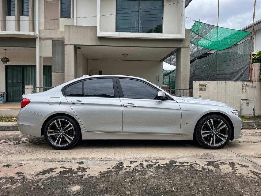 ลดราคาเหลือเพียง!! ปี2018 BMW 330E SPORT AT TOP สุดๆ รูปที่ 9