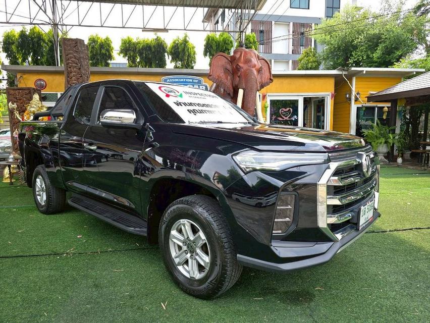ขายMG EXTENDER รุ่น GIANT CAB GRAND D ปี2023 เครื่อง 2.0cc. เกียร์ธรรมดา ไมล์แท้100%