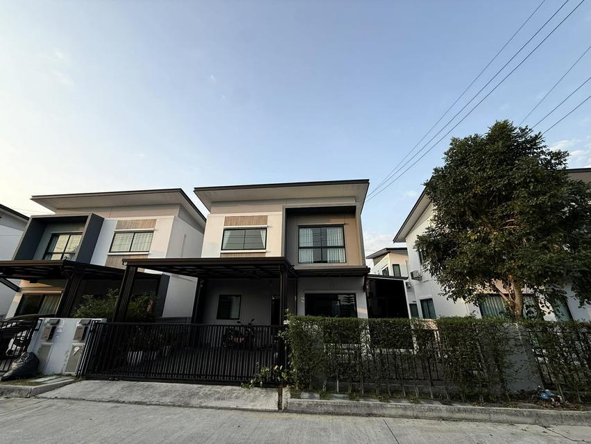 ขาย/ให้เช่า ด่วนน‼️ เจ้าของปล่อยเองบ้านสวย ตกแต่งทั้งหลัง เดินทางสะดวก ติดมอเตอร์เวย์ 9