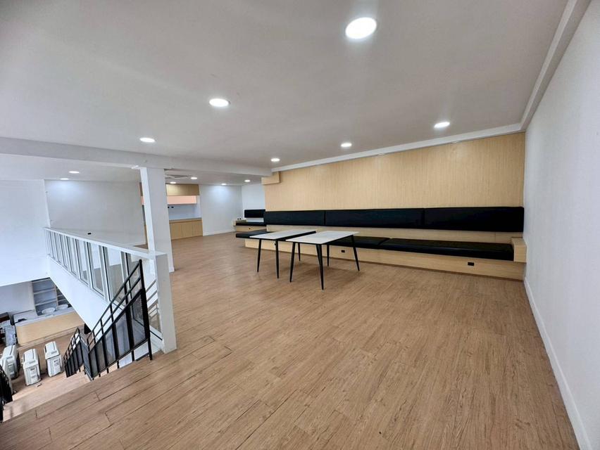 ให้เช่าพื้นที่ ชั้น 1 และชั้นลอย ทำเลเอกมัย ใกล้ BTS เอกมัย (N.1222) 3