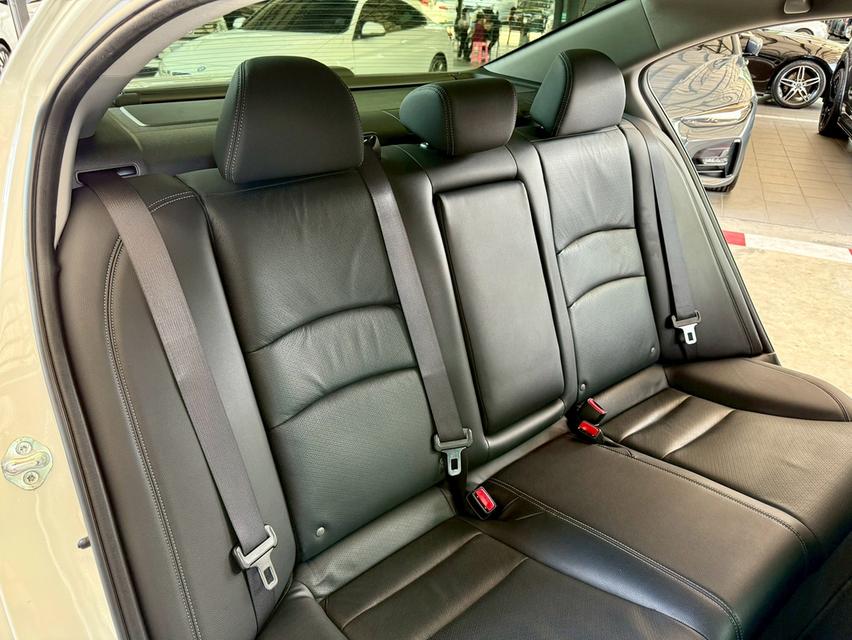 Honda accord 2.0EL auto ไมล์แท้ 60,000 กม.  9