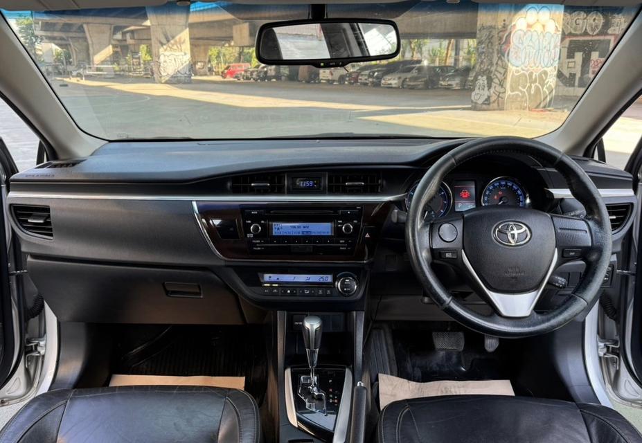 Toyota Corolla Altis 1.8 G Auto ปี 2015  5