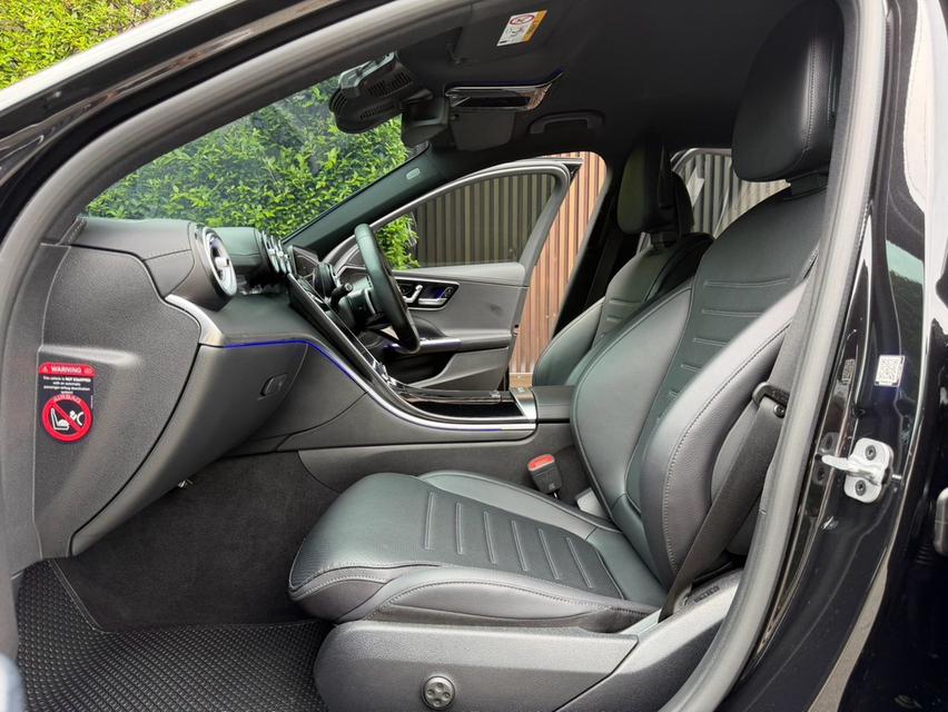 Mercedes-Benz C 220d AMG Line 2023Mileage 27,000 Km. รูปที่ 9