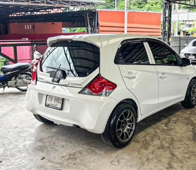 Honda Brio มือสองสภาพดี 5