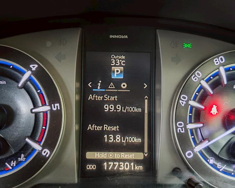 2018 TOYOTA INNOVA 2.8G CRYSTA  14