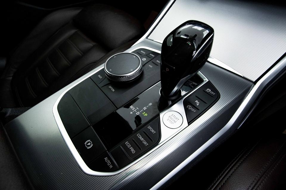 รหัสรถ 1C658 320D LIMOUSINE RHD 2.0 2020 8