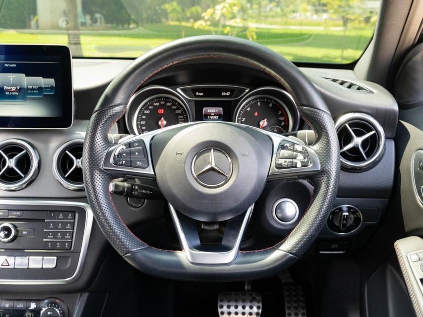 MERCEDES BENZ GLA250 2.0 AMG Dynamic Facelift โฉม W156 2018 รหัส 12AT854 14