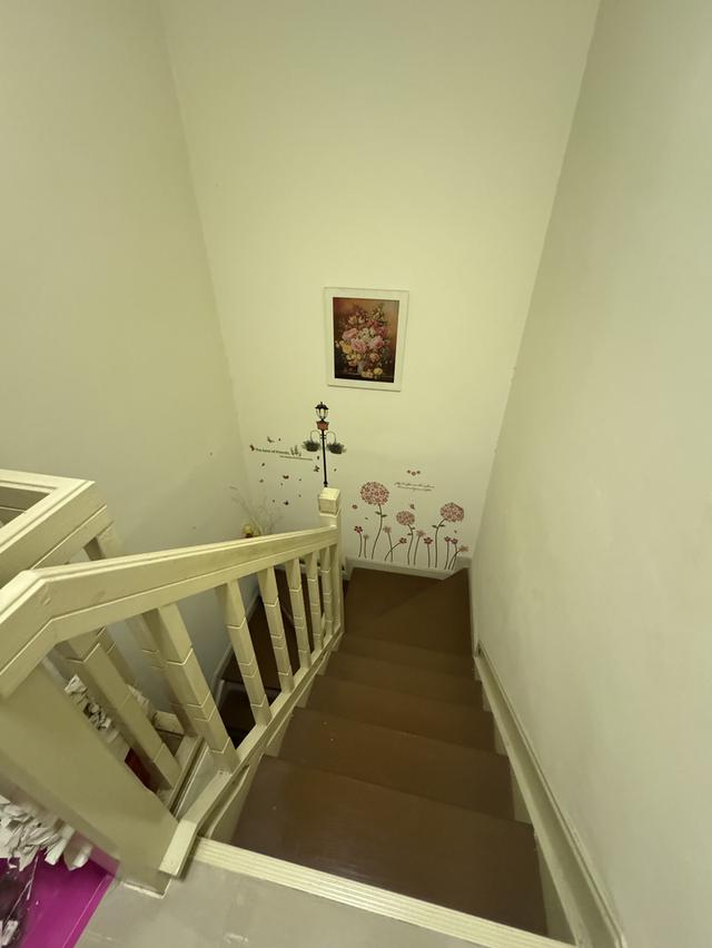 บ้านทาวน์เฮ้าส์ 2 ชั้น 10