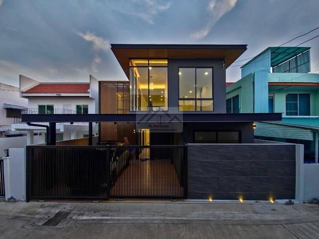 ขายบ้านเดี่ยว Private Luxury Pool Villa 3 ห้องนอน ซอยสุขุมวิท 60/1 ใกล้ BTS บางจาก บ้านเดี่ยวสไตล์เรียบหรู พร้อมสระว่ายน 1