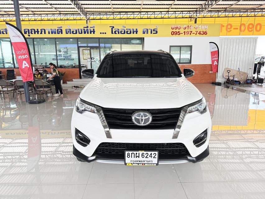 Toyota Fortuner 2.8 TRD Sportivo (ปี 2019) SUV AT - 4WD