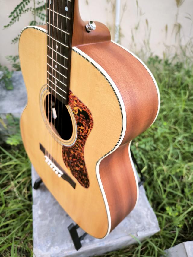 Guild OM-240E กีตาร์โปร่งไฟฟ้า รูปที่ 3