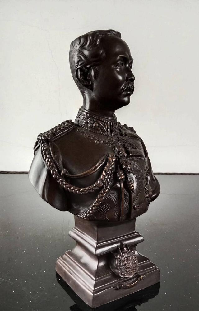 627.พระบรมรูปหล่อครึ่งพระองค์ในหลวงรัชกาลที่5 พระบาทสมเด็จพระปรมินทรมหาจุฬาลงกรณ์ พระจุลจอมเกล้าเจ้าอยู่หัว 7