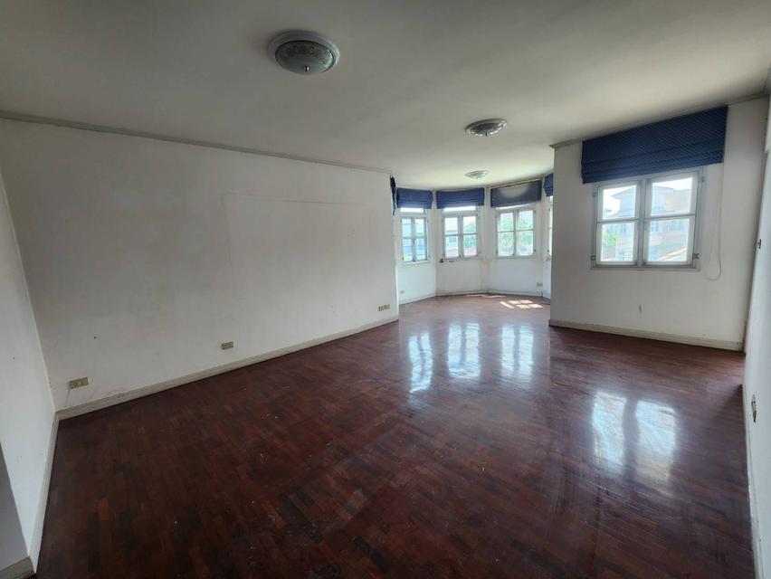 🏡ขายบ้านเดี่ยว2ชั้น ม.ภัสสร10 สุวินทวงศ์ บรรยากาศชานเมือง การเดินทางสะดวก 11