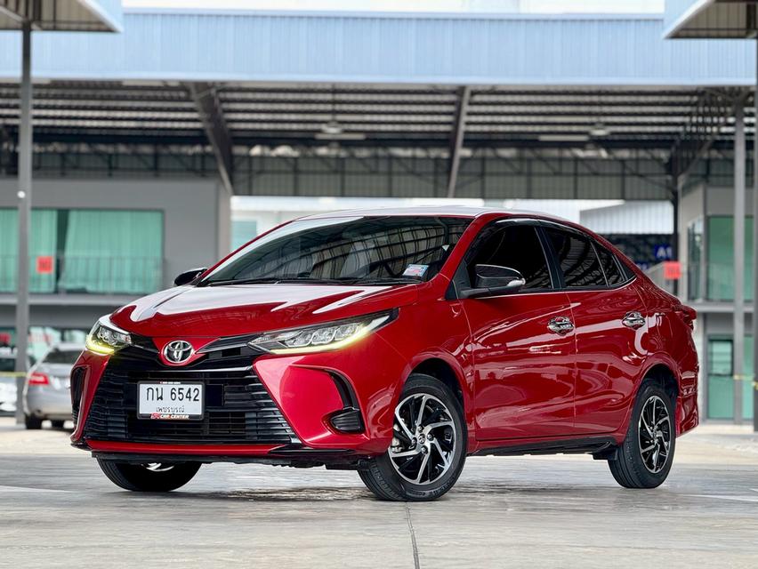 Toyota Yaris Ativ 1.2 Sport ปี 2021 ไมล์ 15,000 km. โทร.0922639576 เอ๋ 