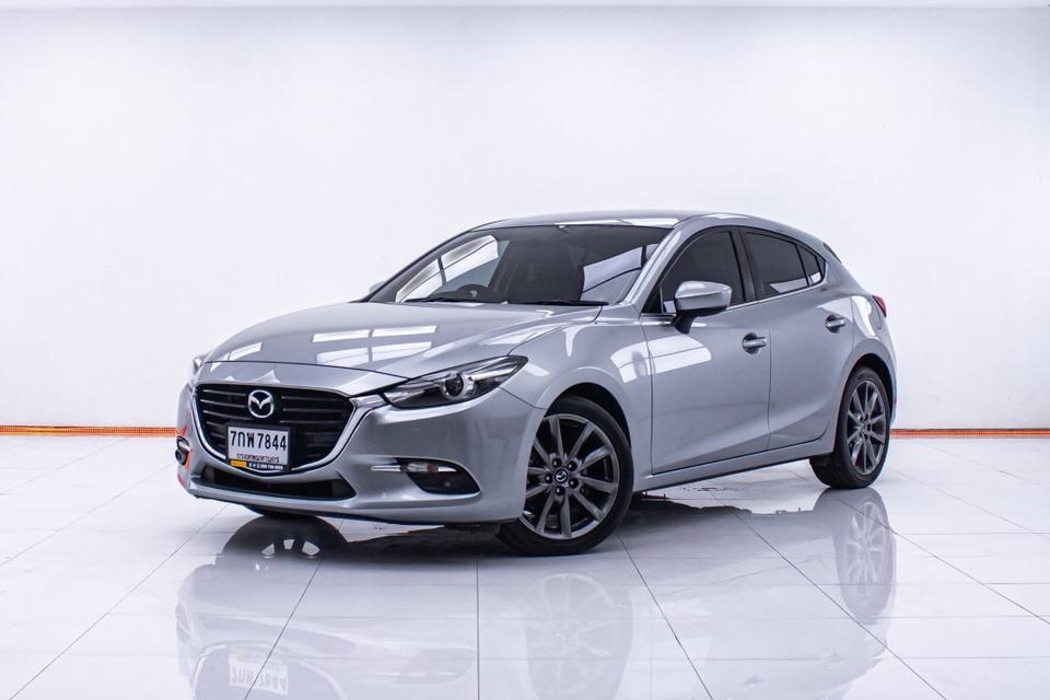 รหัสรถ 1D129 MAZDA3 2.0 S 2018