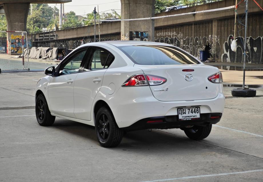 Mazda-2 1.5 Sedan AT ปี 2011 4