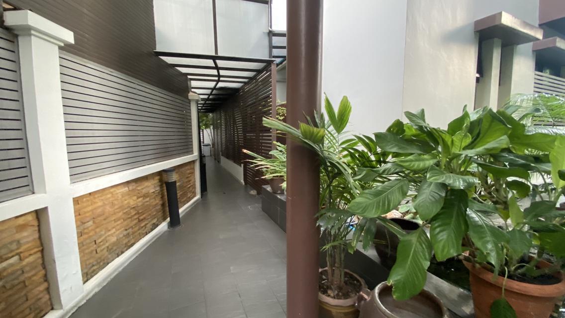 ขายวิลล่า สุขุมวิท 24 หลังEmporium ใกล้ BTS พร้อมพงษ์ 6