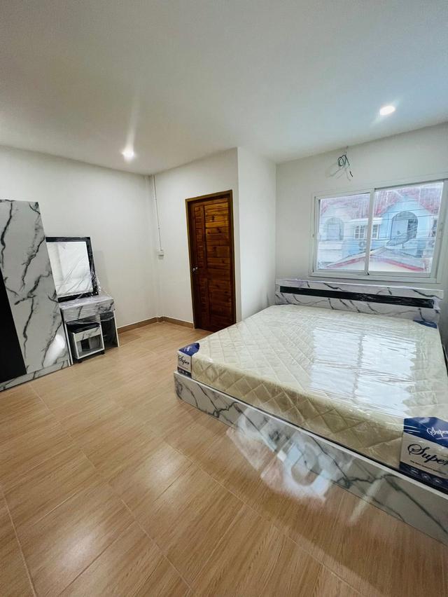 หมู่บ้านเจริญทรัพย์ รามอินทรา 117 8