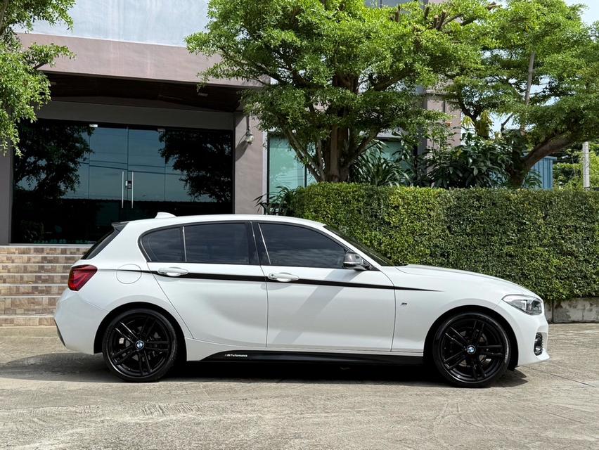 2018 BMW 118I M PERFORMANCE รถมือเดียว 8X,XXX กม รถเข้าศูนย์ตรงระยะ รถไม่เคยมีอุบัติเหตุครับ 2