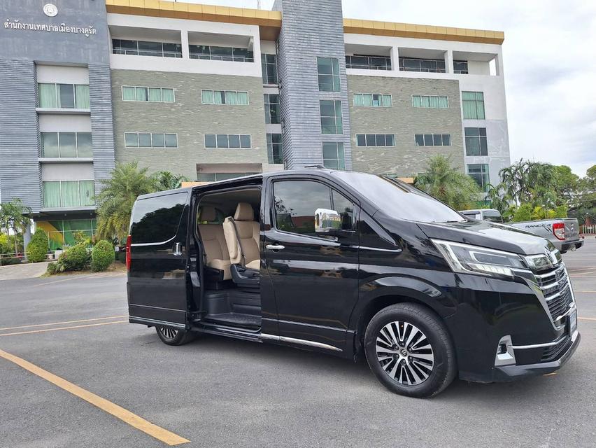 ฃToyota Majesty 2.8 Standard 6AT ปี 2020  18