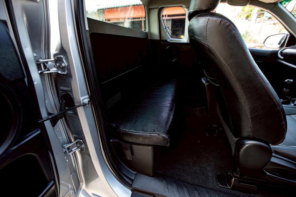 TOYOTA HILUX REVO 2.4 J Plus SMART CAB ปี 2017 สีเทา สวยสภาพดี รูปที่ 13