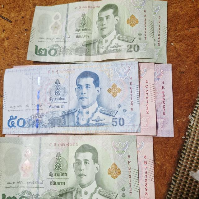 ธนบัตร เลขกระจก เลขตอง เลขหน้าหลัง