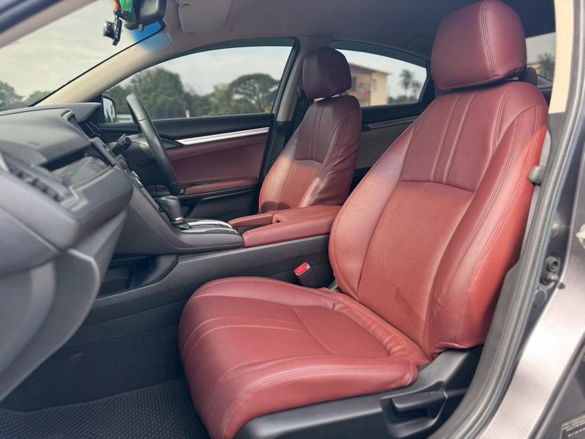 Honda Civic FC 1.8 E CVT (MNC) 2020. สีเทา  ออโต้ มือเดียว 19