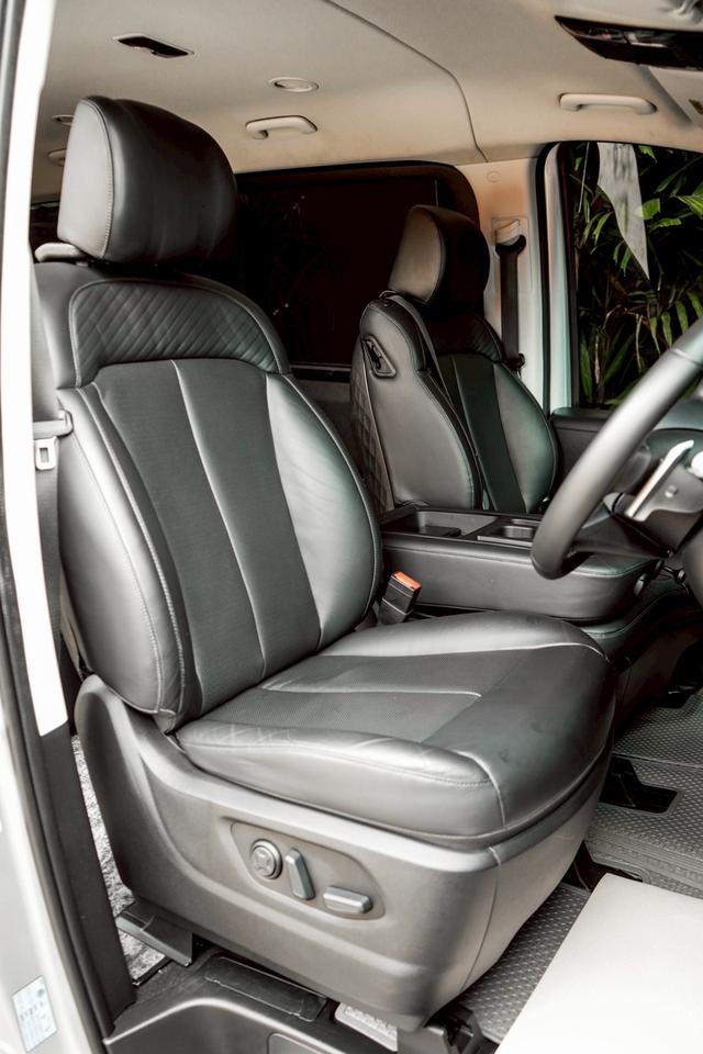 รหัสรถ CBL905 HYUNDAI STARIA 2.2 SEL AT 2022 16