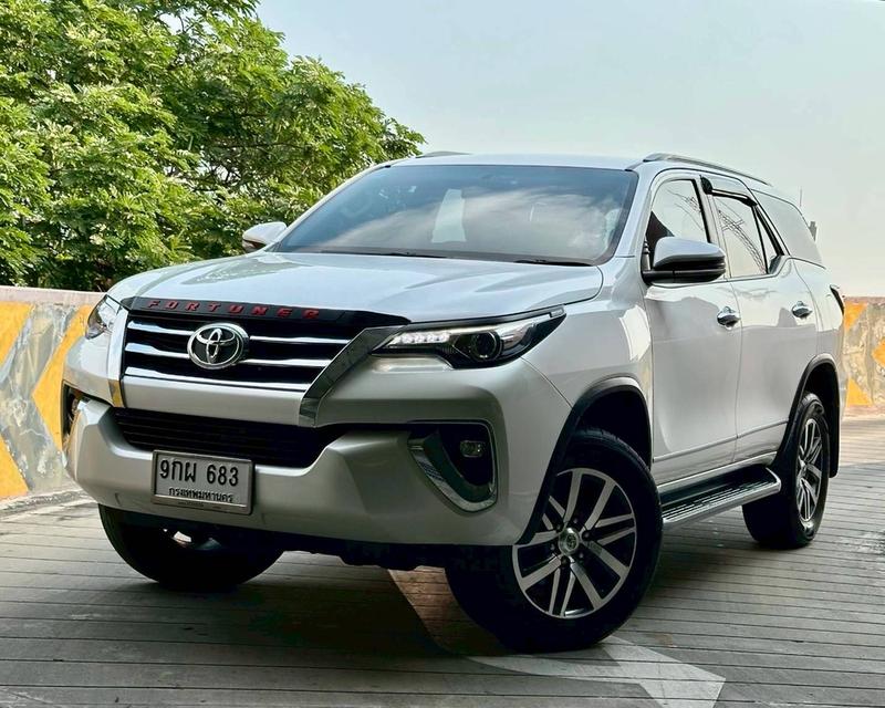 รหัสรถ NP683 Toyota Fortuner 2.4G เกียร์ Auto 2WD สีขาวมุก ปี2019 จด2020 รูปที่ 5