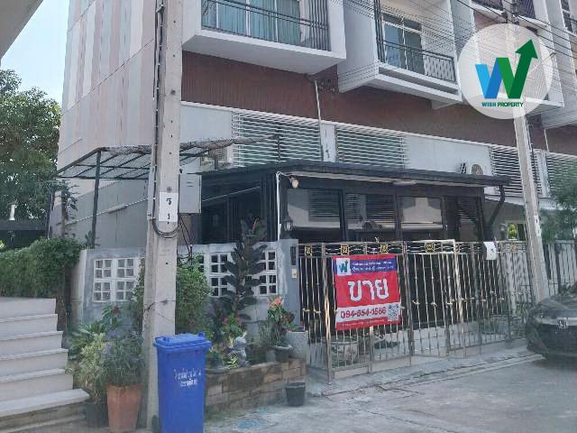 ขายทาวน์เฮาส์ 3.5 ชั้น หลังมุม พร้อมอยู่ ทุ่งครุ กรุงเทพมหานคร 1