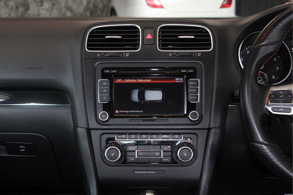 รหัสรถ JRS6605 Volkwagen Golf GTI 15