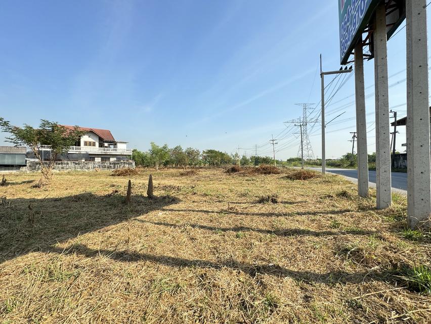 ขายที่ดินสวย ติดถนนสายสุพรรณบุรี-บางบัวทอง 5