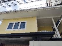 ขายที่ดินแปลงเล็ก 27 ตรว เหมาะทำที่อยู่อาศัยหรือการค้ามาก ทำเลเจริญไม่ไกลรถไฟฟ้า ห้วยขวาง 2