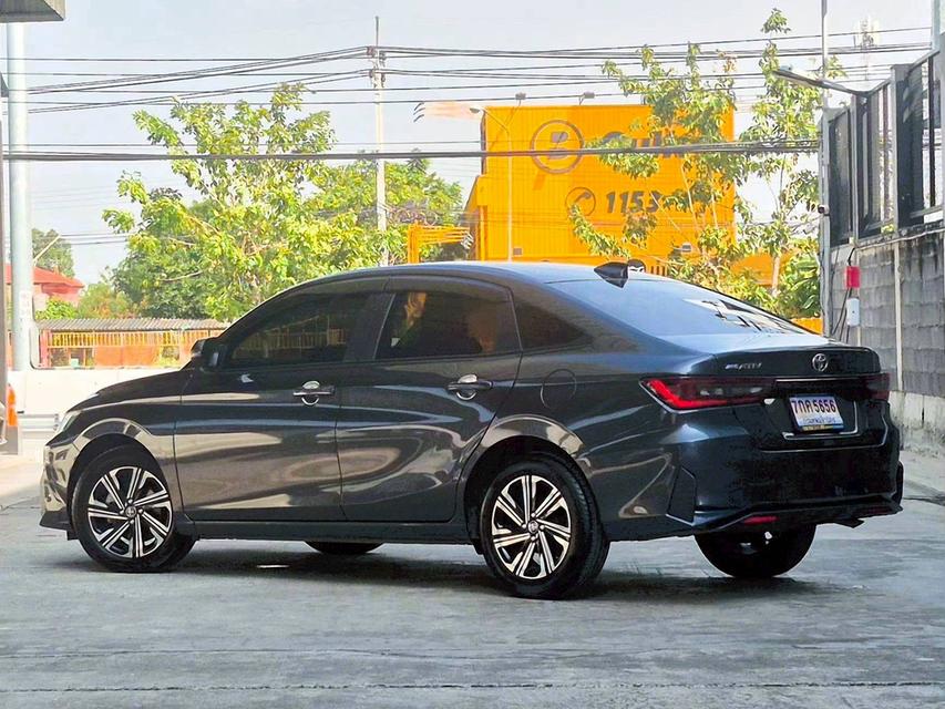 Toyota Yaris Ativ 1.2Smart ปี24