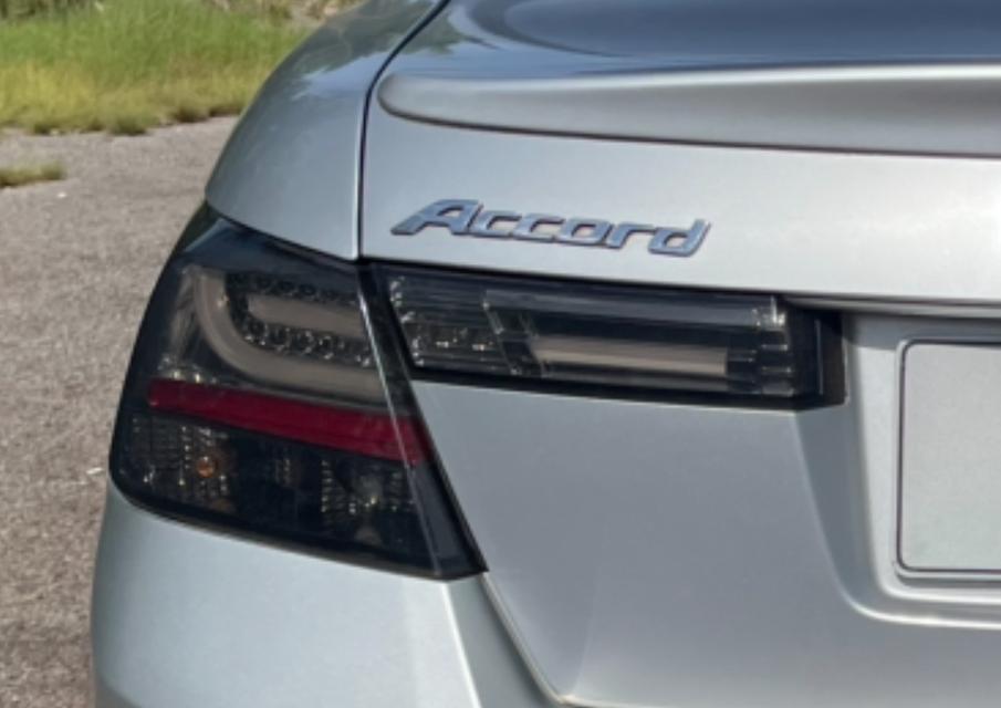 ชุดแต่งไฟหน้า, ไฟท้าย Honda Accord G8