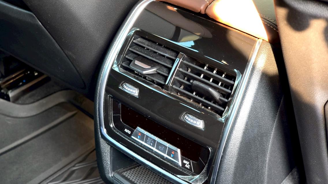 รหัสรถ WB36 BMW X5 MSPORT 2025 รูปที่ 10