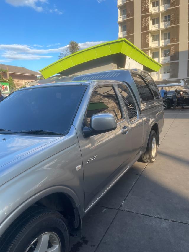 รถกระบะ อีซูซุ ดีแมก 5