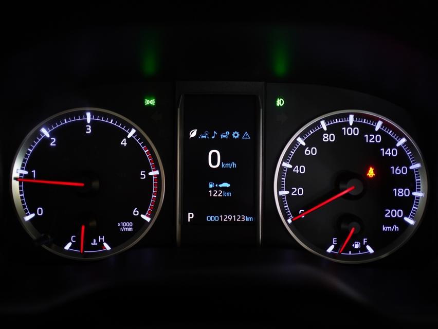 รหัสรถ JRS9733 TOYOTA MAJESTY 2.8 PREMIUM ปี 2020 10