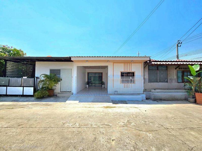 หมู่บ้านพฤกษา3  ถนนวัดลาดปลาดุก บางบัวทองทาวน์เฮาส์ชั้นเดียว ตกแต่งใหม่พร้อมอยู่ หน้ากว้าง6เมตร 16