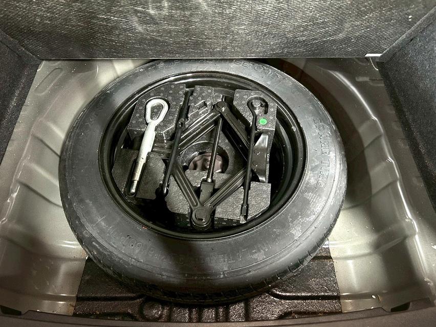 ขายรถ MG ZS 1.5X sunroof ปี 2018 สีดำ เกียร์ออโต้ 19